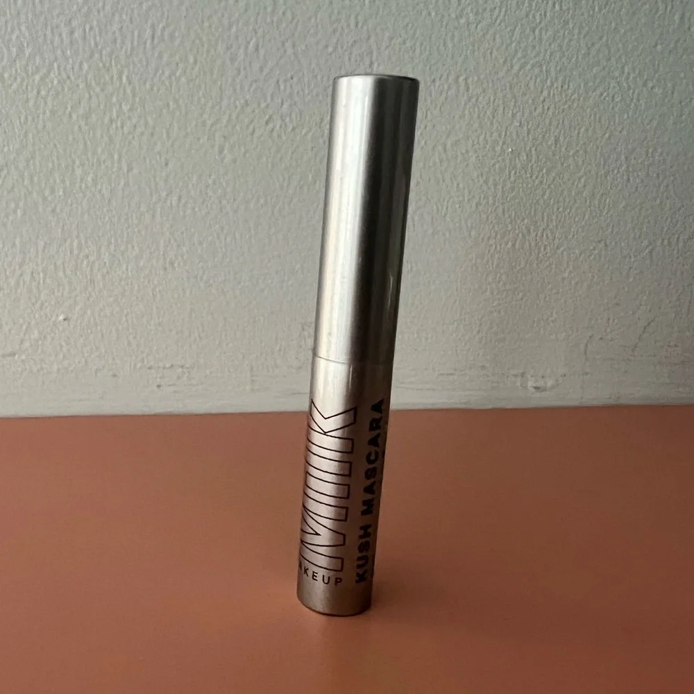 ⭐️⭐️ 5/ $25 ⭐️⭐️ Mini Milk Kush Mascara 3 ml